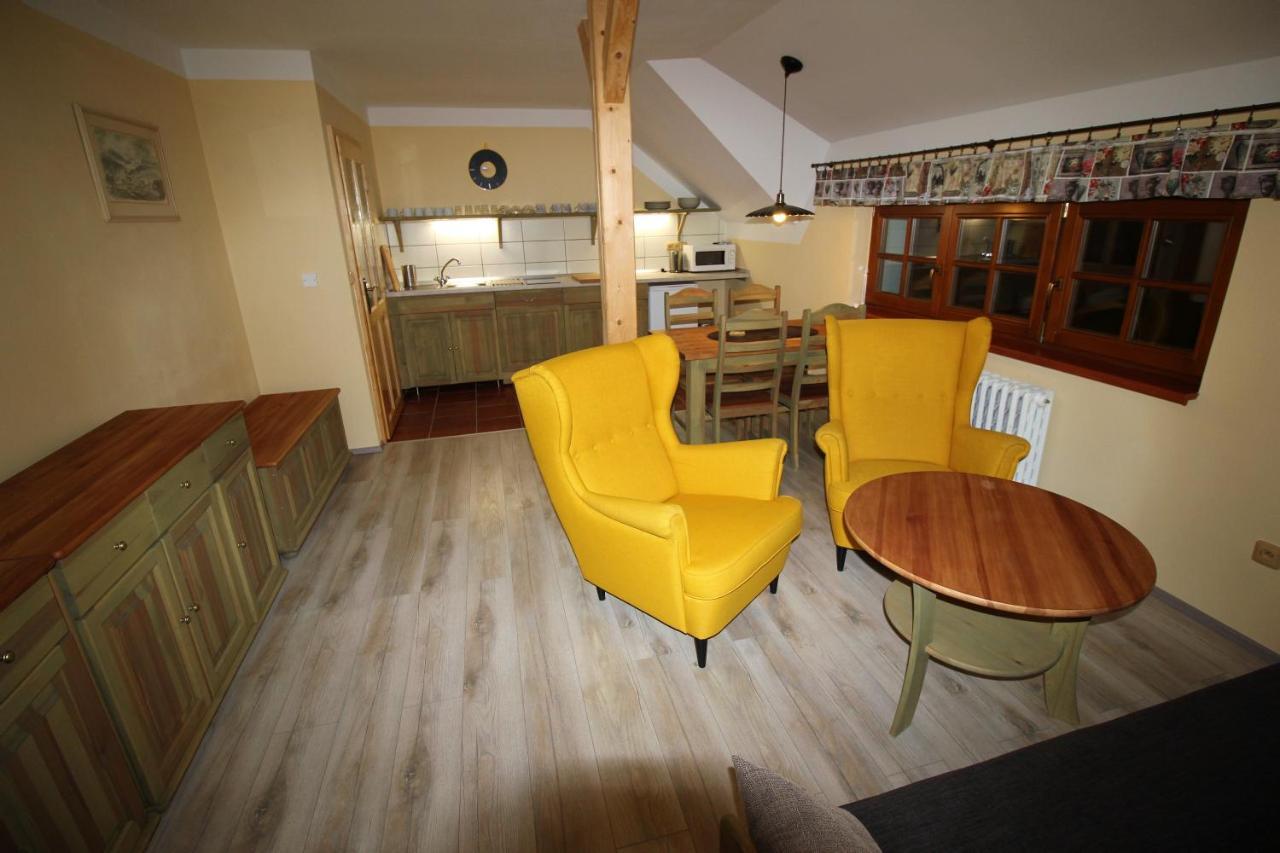 Apartmany U Knajflu Ceske Petrovice Luaran gambar